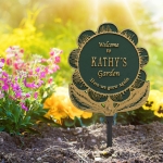 Garden Flower Lawn Plaque Green & Gold